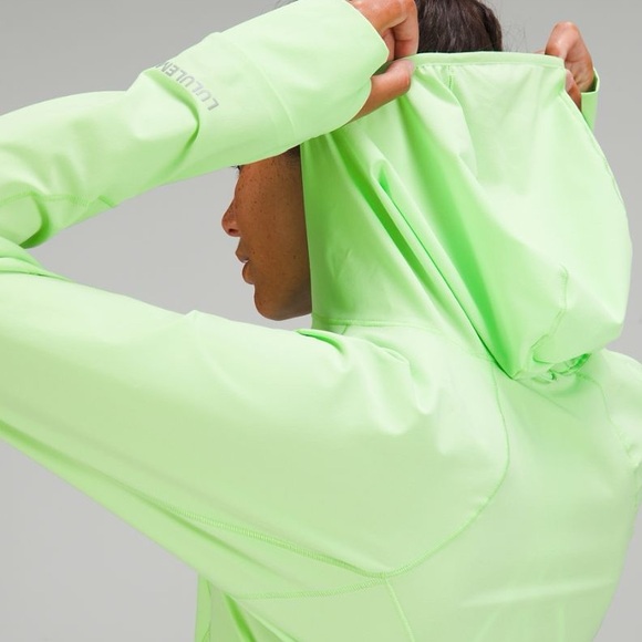 Lululemon Mist Over Windbreaker - Picture 3 of 10